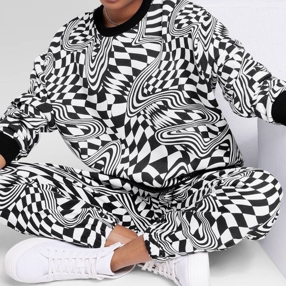 NEW Wild Fable Sweatshirt - Picture 3 of 3